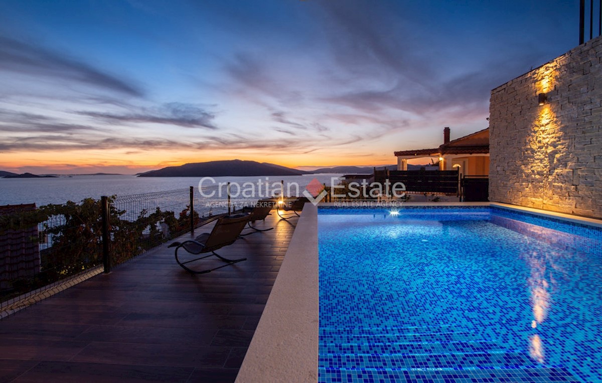 Isola di Ciovo - Lussuosa villa con piscina riscaldata, Vista panoramica sul mare