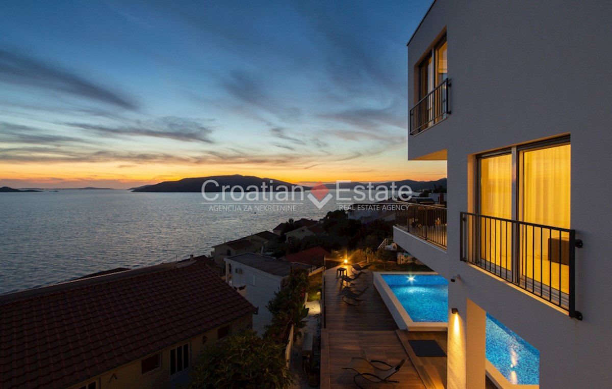 Isola di Ciovo - Lussuosa villa con piscina riscaldata, Vista panoramica sul mare