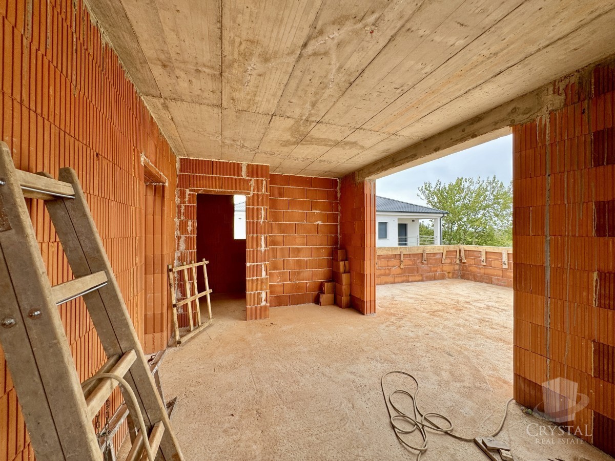 Vendita di una casa moderna in una zona tranquilla