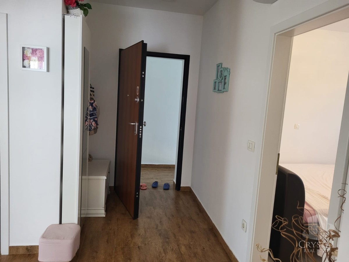 Appartamento spazioso con terrazza sul tetto a Novigrad, a 500 m dal mare