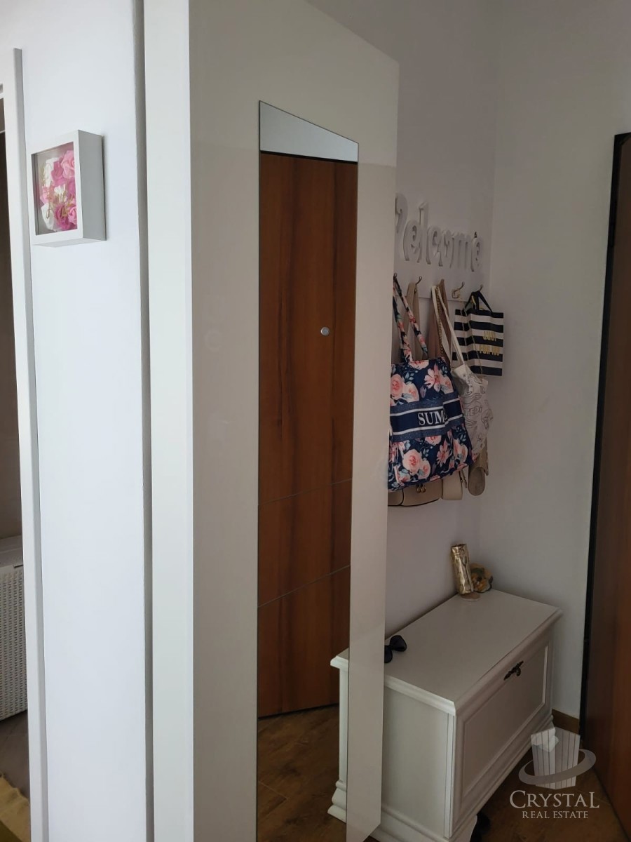 Appartamento spazioso con terrazza sul tetto a Novigrad, a 500 m dal mare