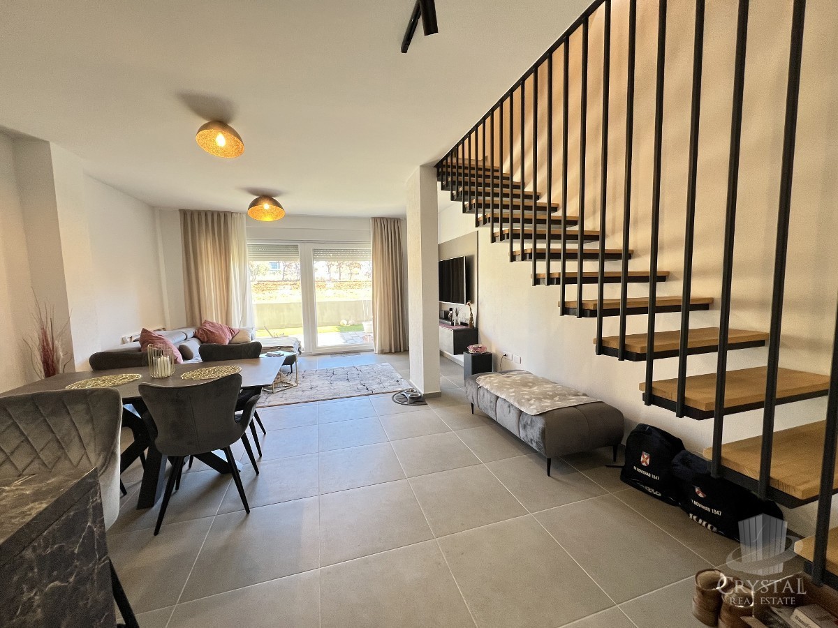 Grazioso appartamento a Cittanova con vista mare