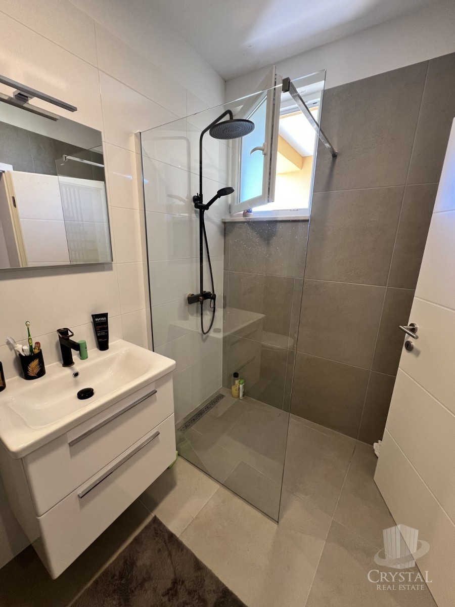 Grazioso appartamento a Cittanova con vista mare