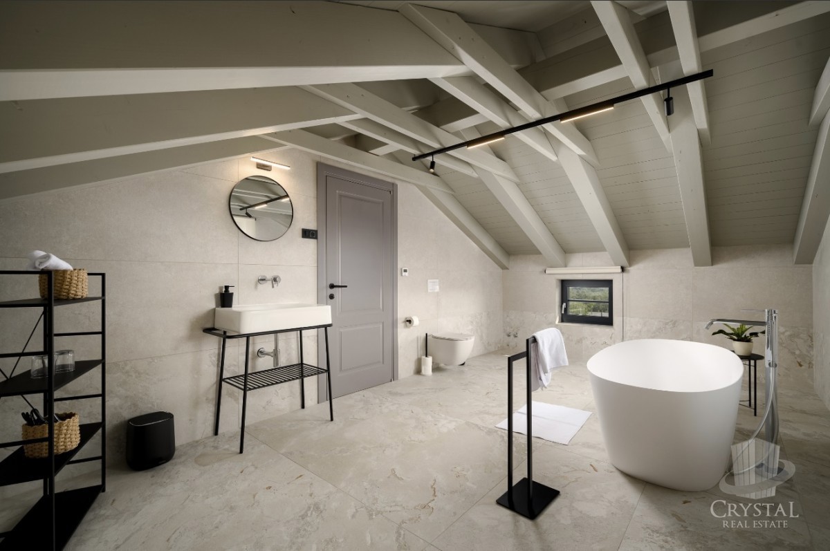 Oasi di lusso e tranquillità – Villa Madora