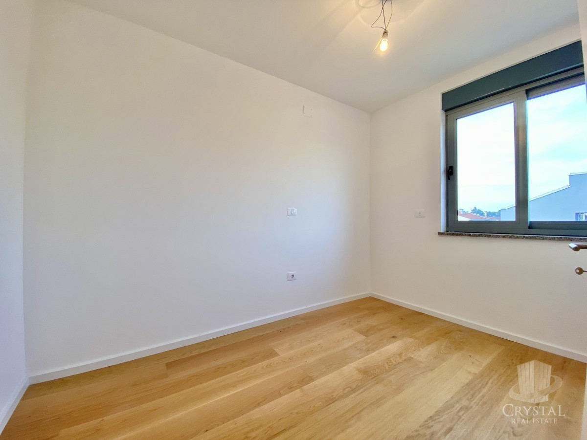 APPARTAMENTO SPAZIOSO CON UNA VISTA FANTASTICA, A SOLI 250M DAL MARE!!