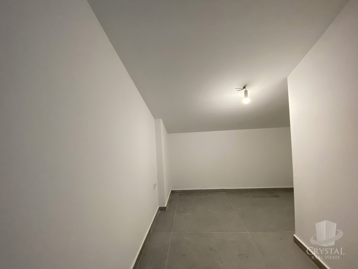 APPARTAMENTO SPAZIOSO CON UNA VISTA FANTASTICA, A SOLI 250M DAL MARE!!