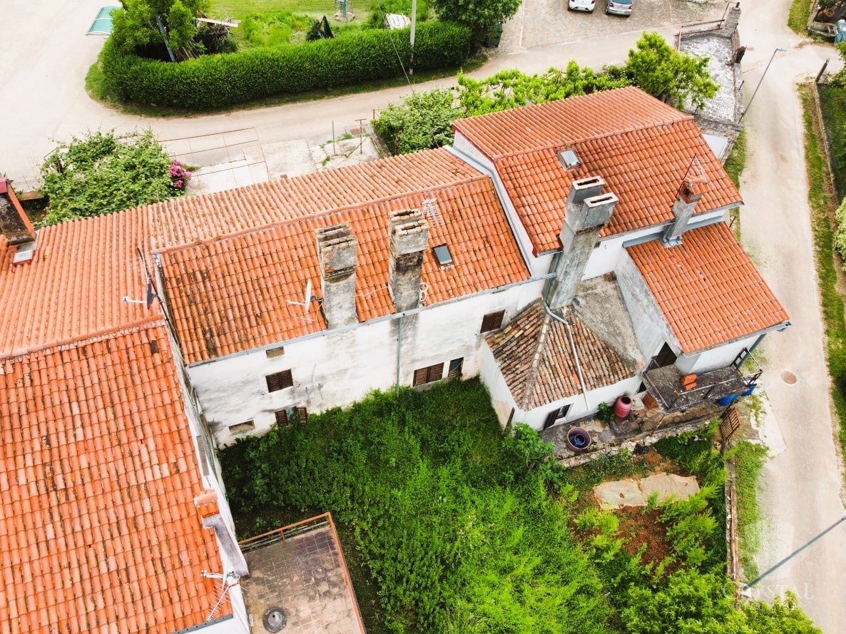 Casa con opportunità di ristrutturazione