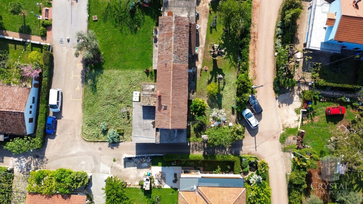 Casa in prima fila dal mare con grande potenziale