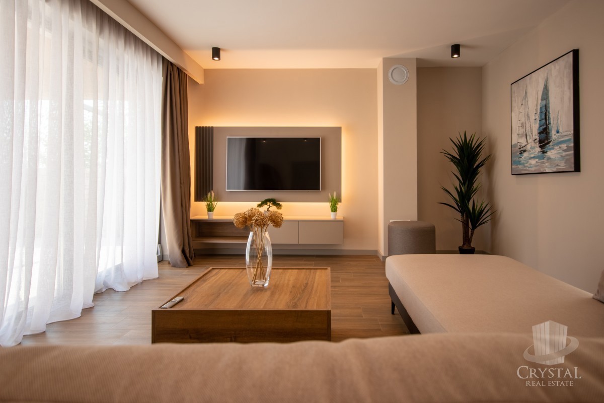 Villa duplex con piscina, a 7 km da Novigrad
