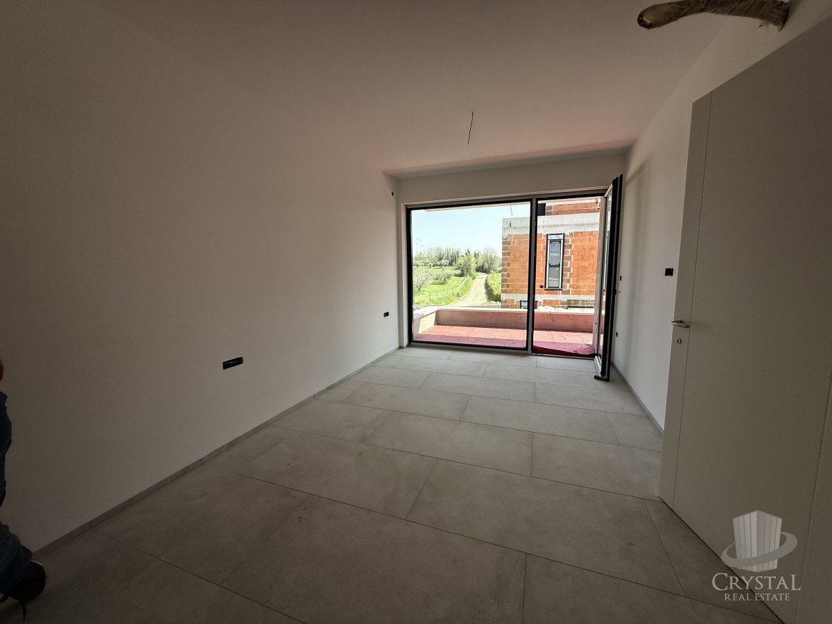 Casa moderna in posizione ricercata a 3 km dal mare