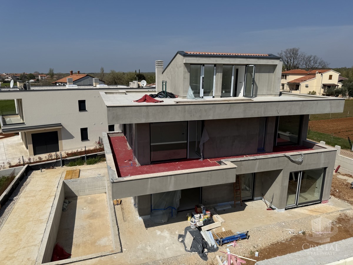 Casa moderna in posizione ricercata a 3 km dal mare