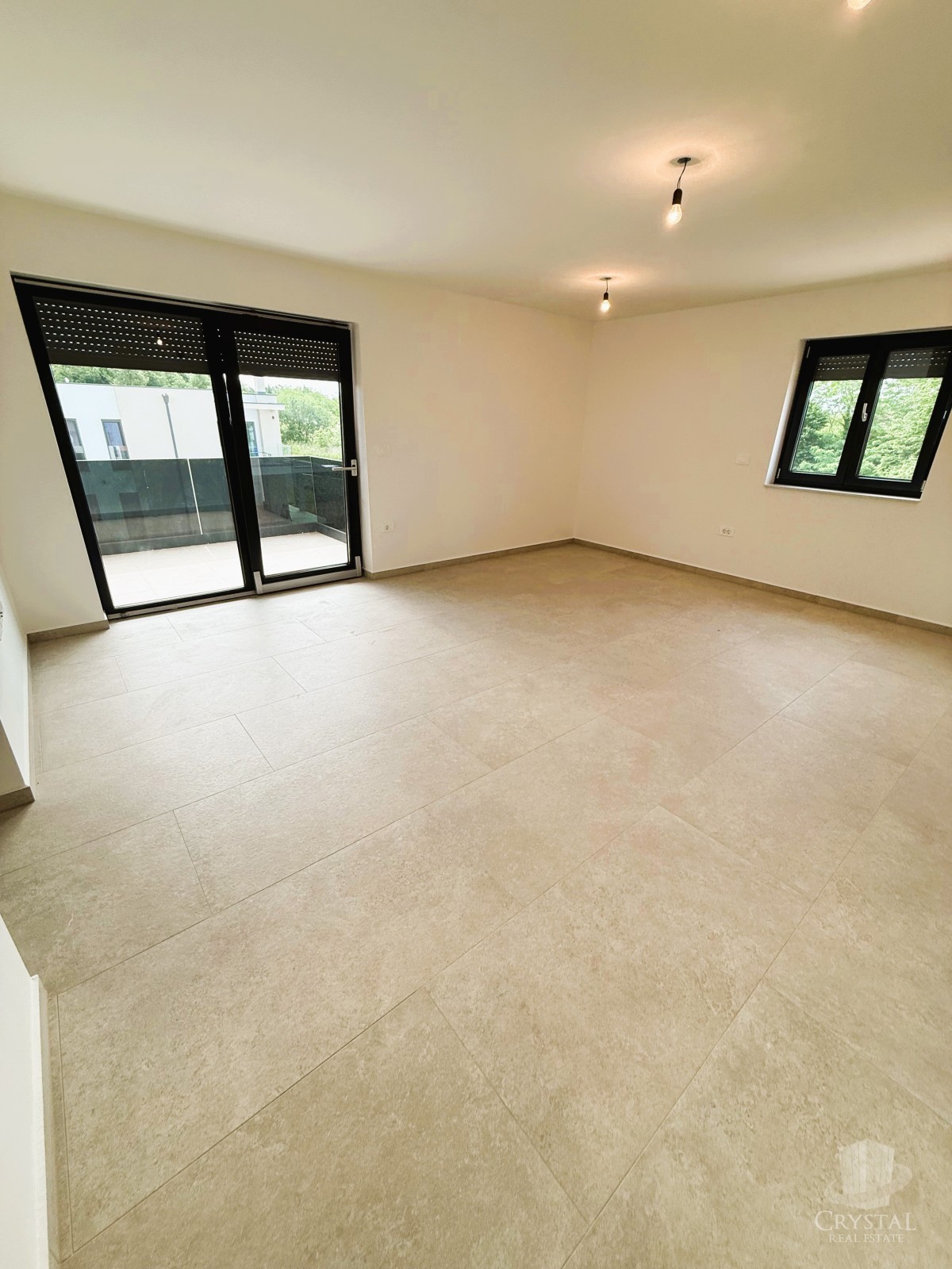 Umago - appartamento con due camere da letto in un nuovo edificio