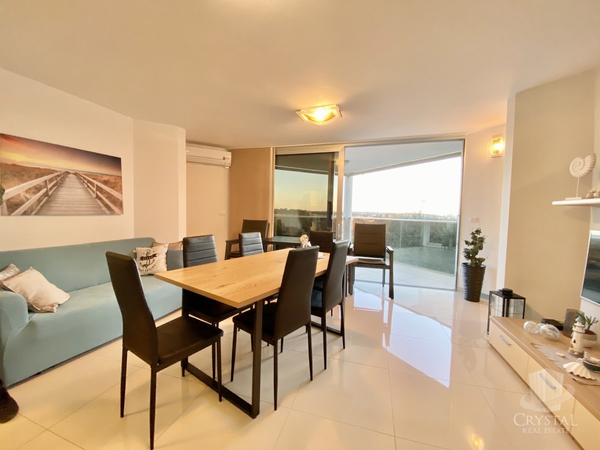 NOVIGRAD, APPARTAMENTO CON VISTA MARE AL PRIMO PIANO!!