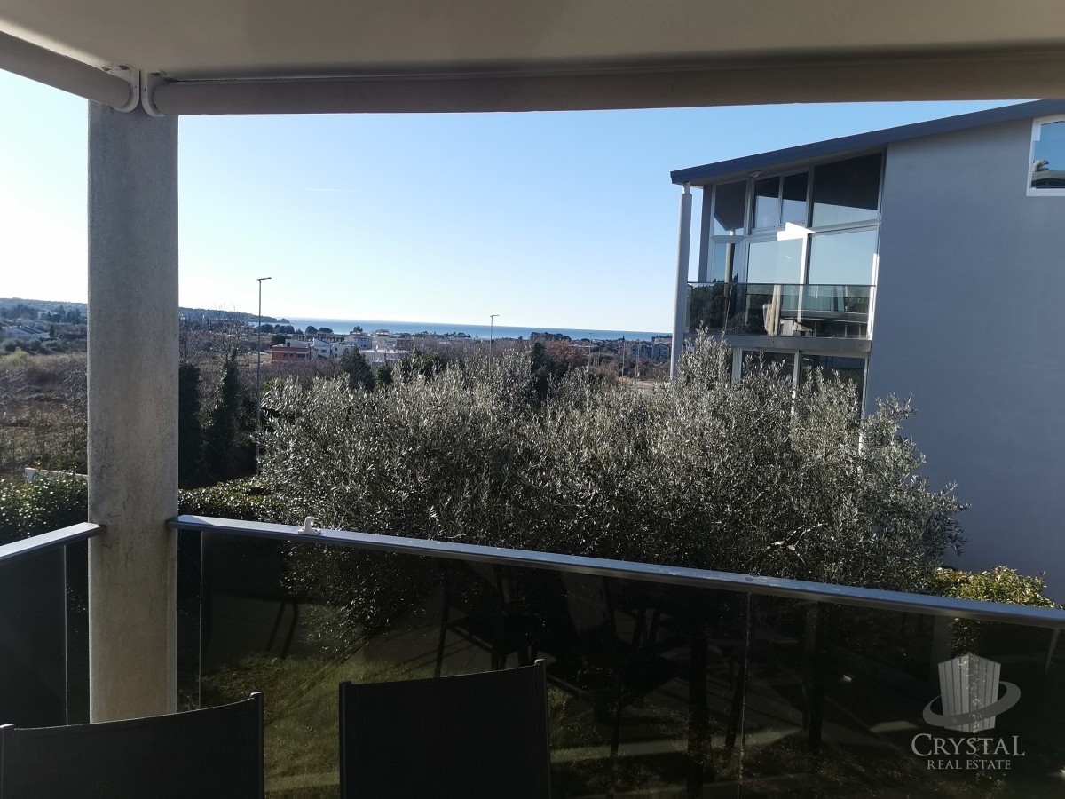 NOVIGRAD, APPARTAMENTO CON VISTA MARE AL PRIMO PIANO!!