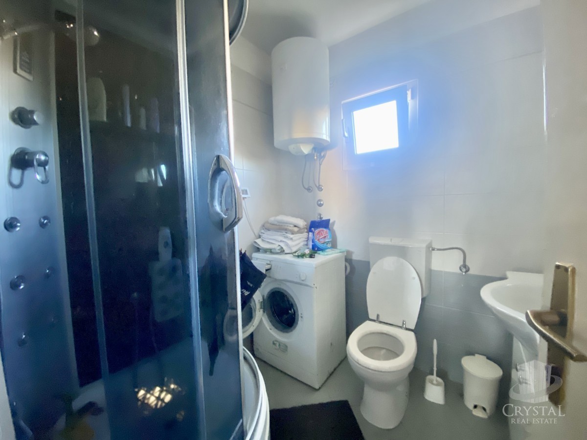 Casa in una posizione tranquilla a pochi metri dalla città