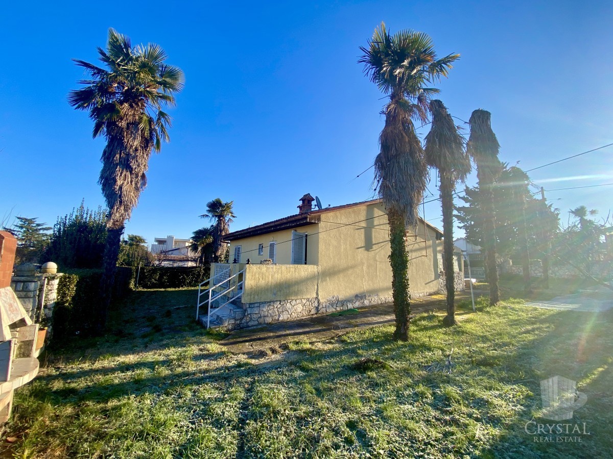 Casa in una posizione tranquilla a pochi metri dalla città