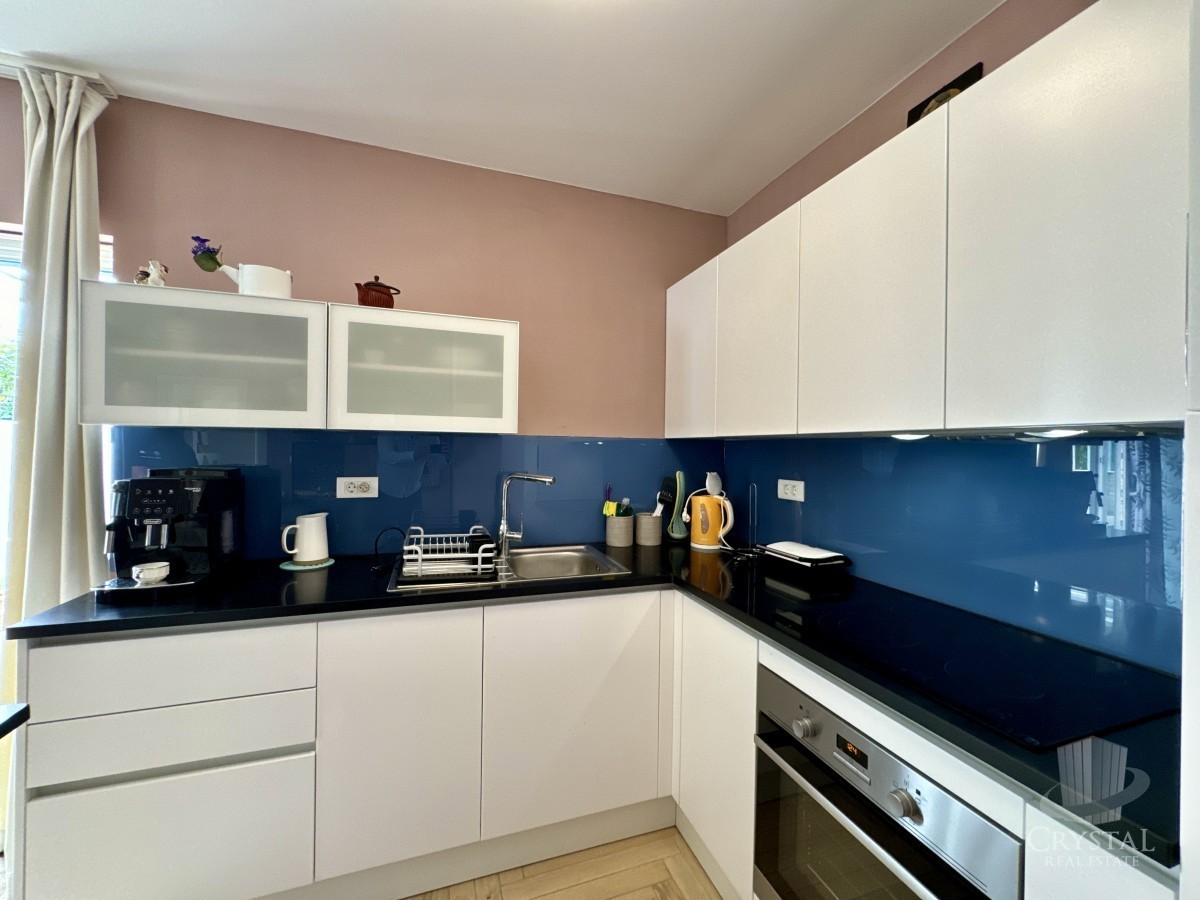 Casa unifamiliare attraente con piscina nei dintorni di Novigrad