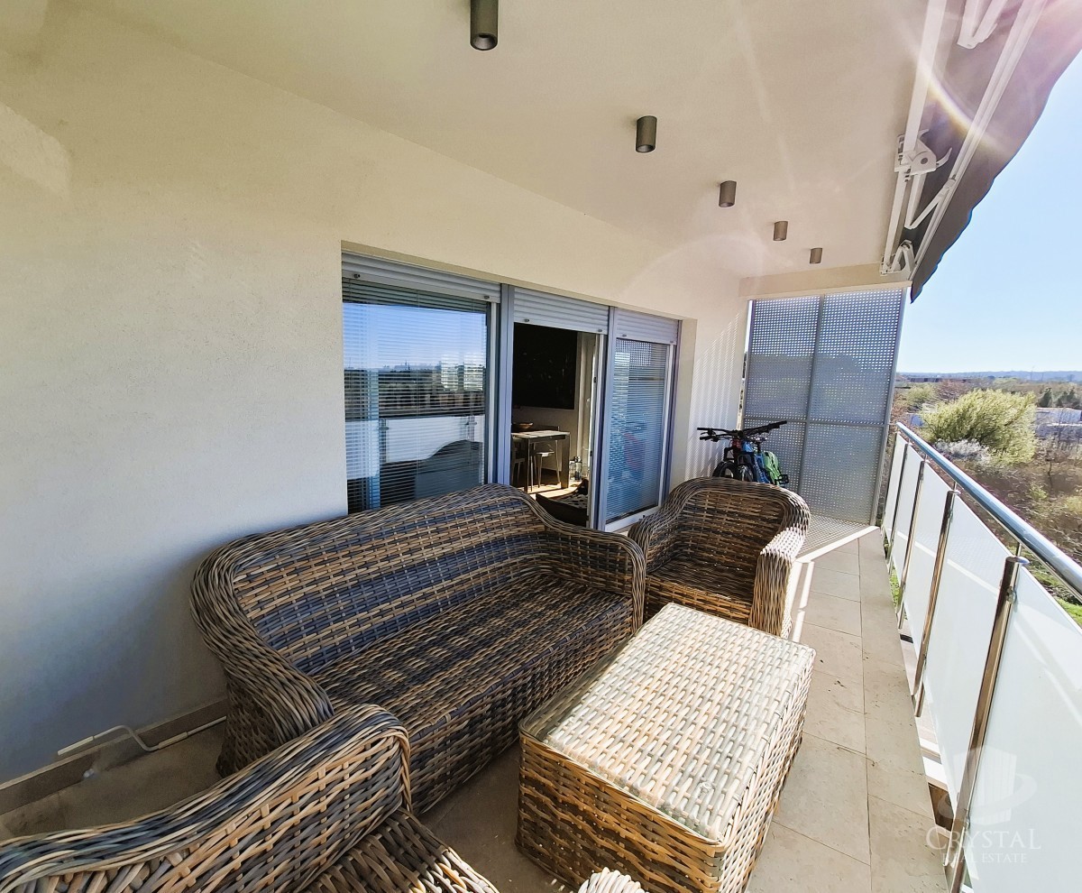 Bellissimo appartamento con terrazza sul tetto a Cittanova