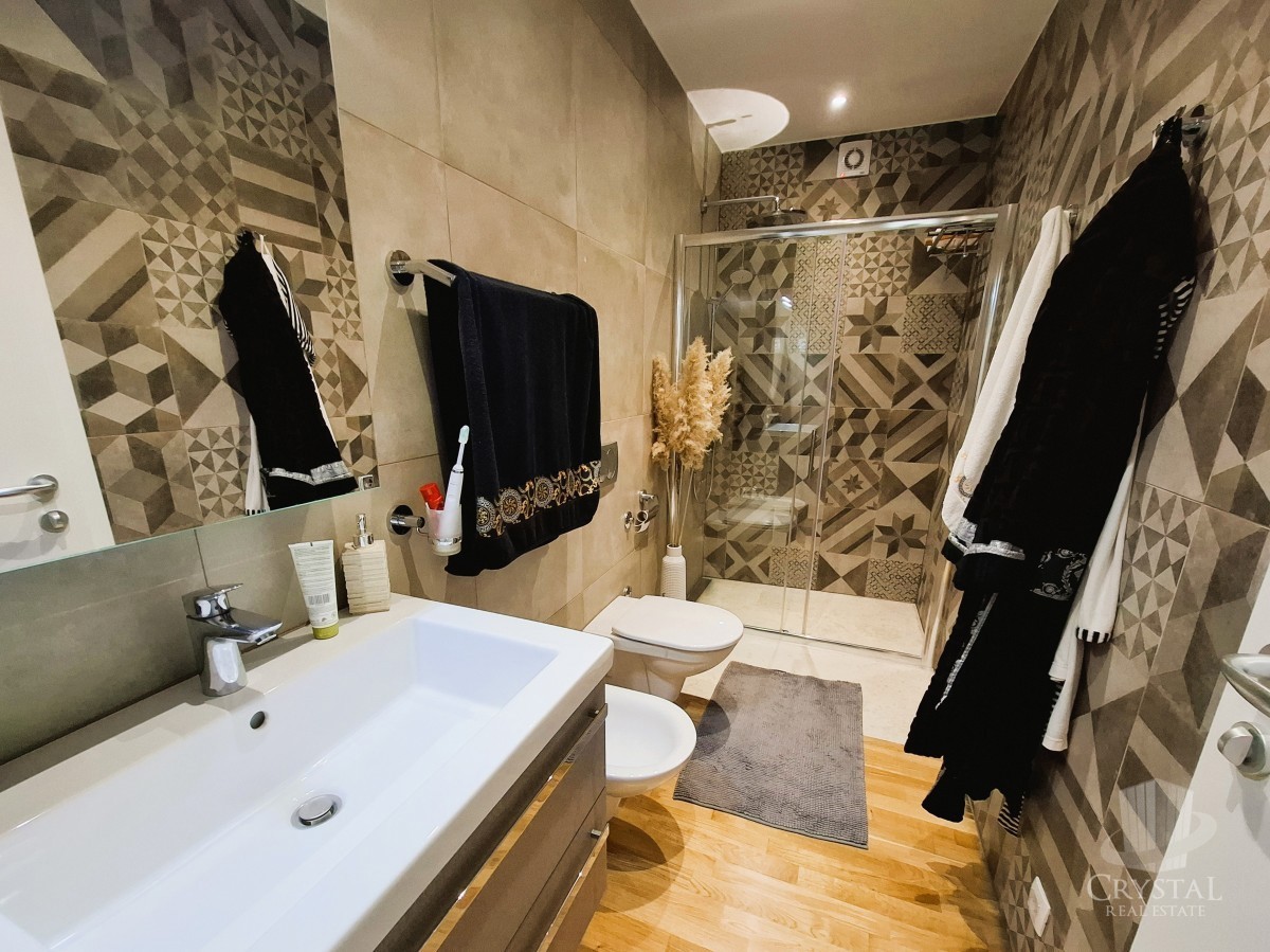 Bellissimo appartamento con terrazza sul tetto a Cittanova