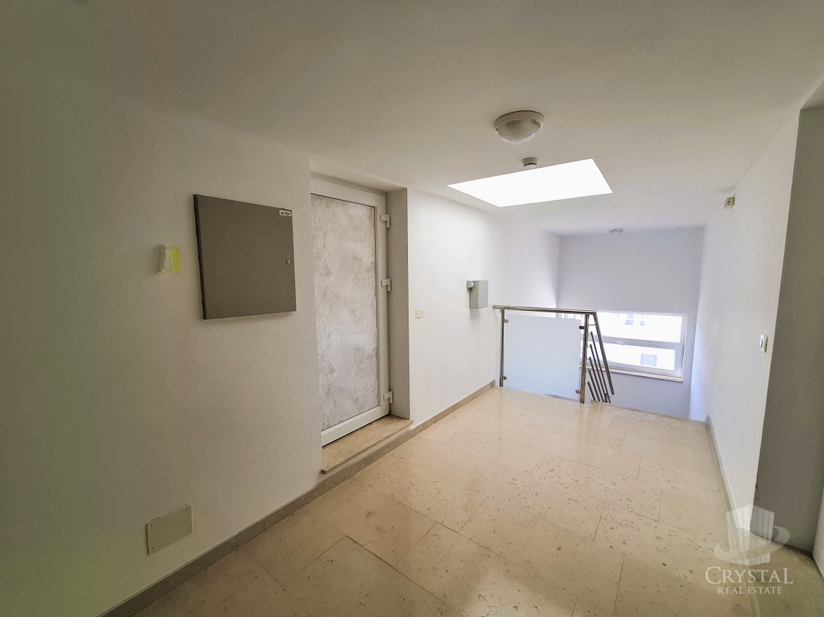 Bellissimo appartamento con terrazza sul tetto a Cittanova