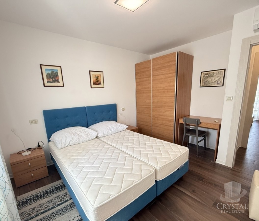 Casa nel centro di Cittanova con 3 appartamenti e giardino