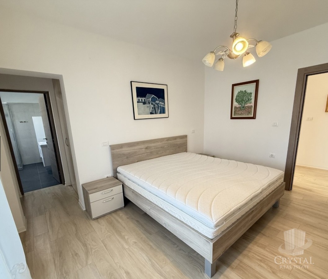 Casa nel centro di Cittanova con 3 appartamenti e giardino