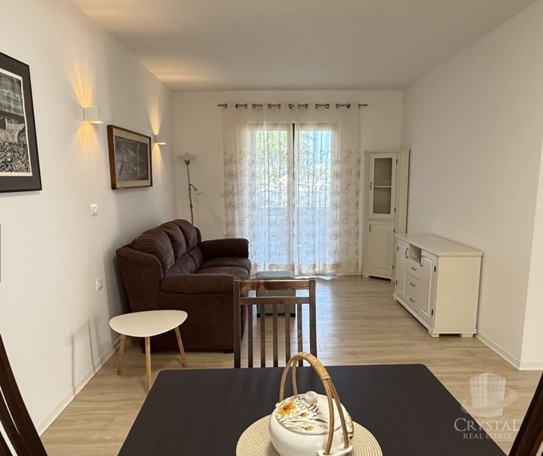 Casa nel centro di Cittanova con 3 appartamenti e giardino