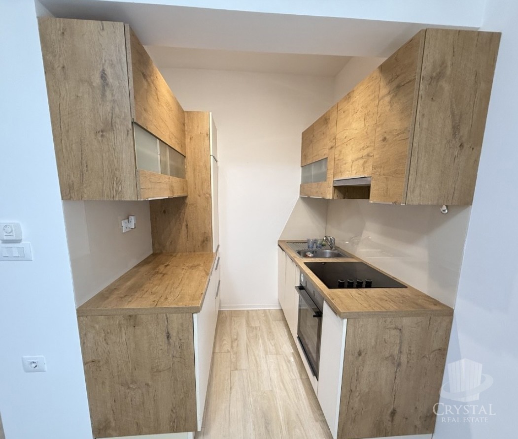 Casa nel centro di Cittanova con 3 appartamenti e giardino