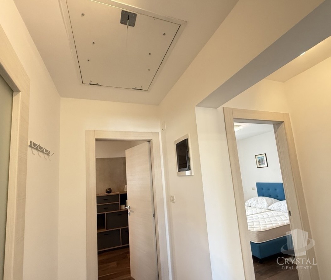 Casa nel centro di Cittanova con 3 appartamenti e giardino