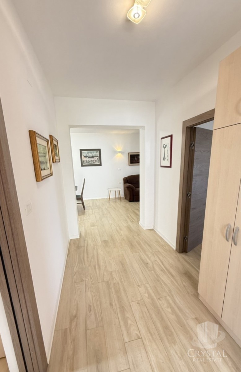 Casa nel centro di Cittanova con 3 appartamenti e giardino