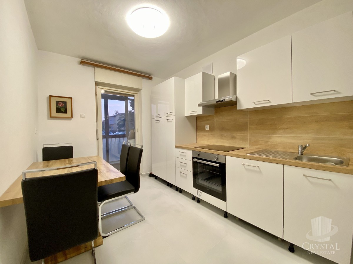 Appartamento con due camere da letto in una posizione perfetta, a soli 300 metri dal mare.