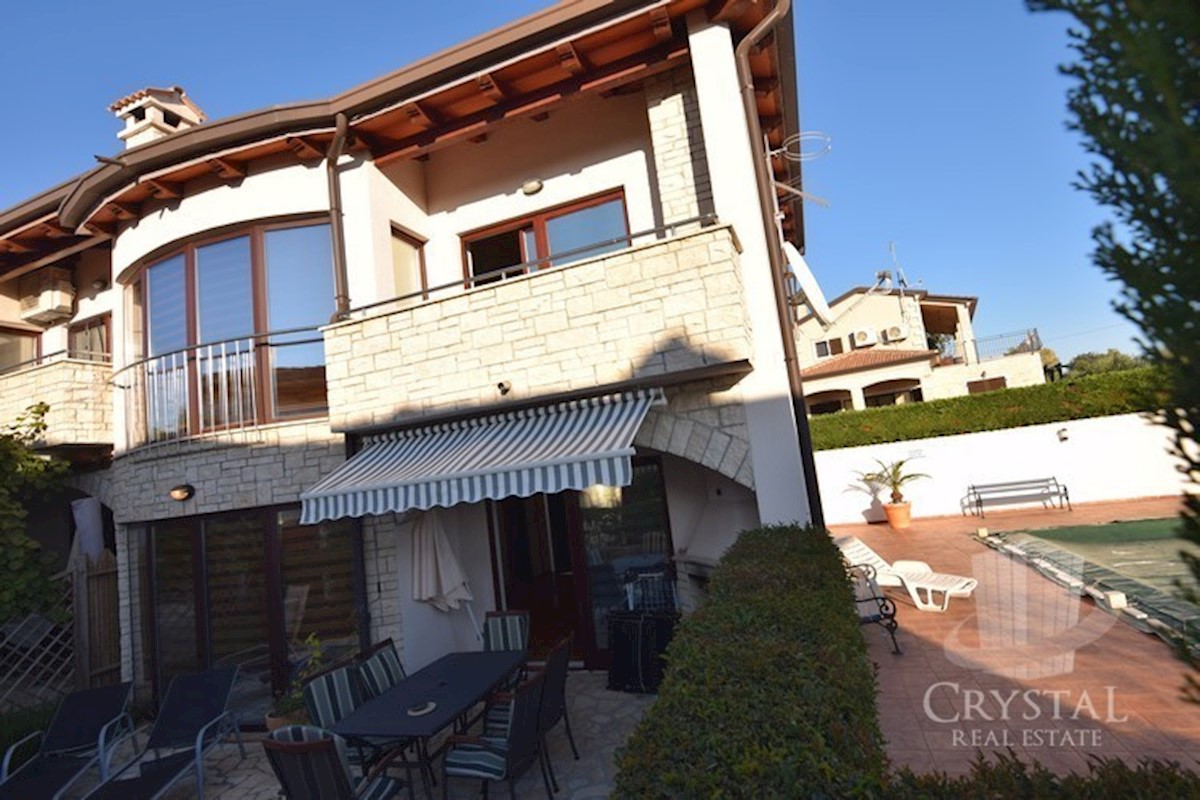 Casa a schiera