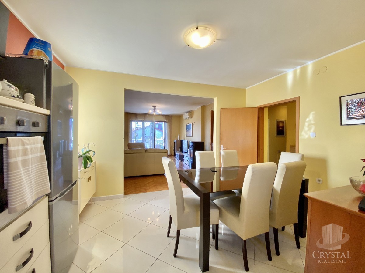 APPARTAMENTO TRIPLO CON VISTA MARE!!