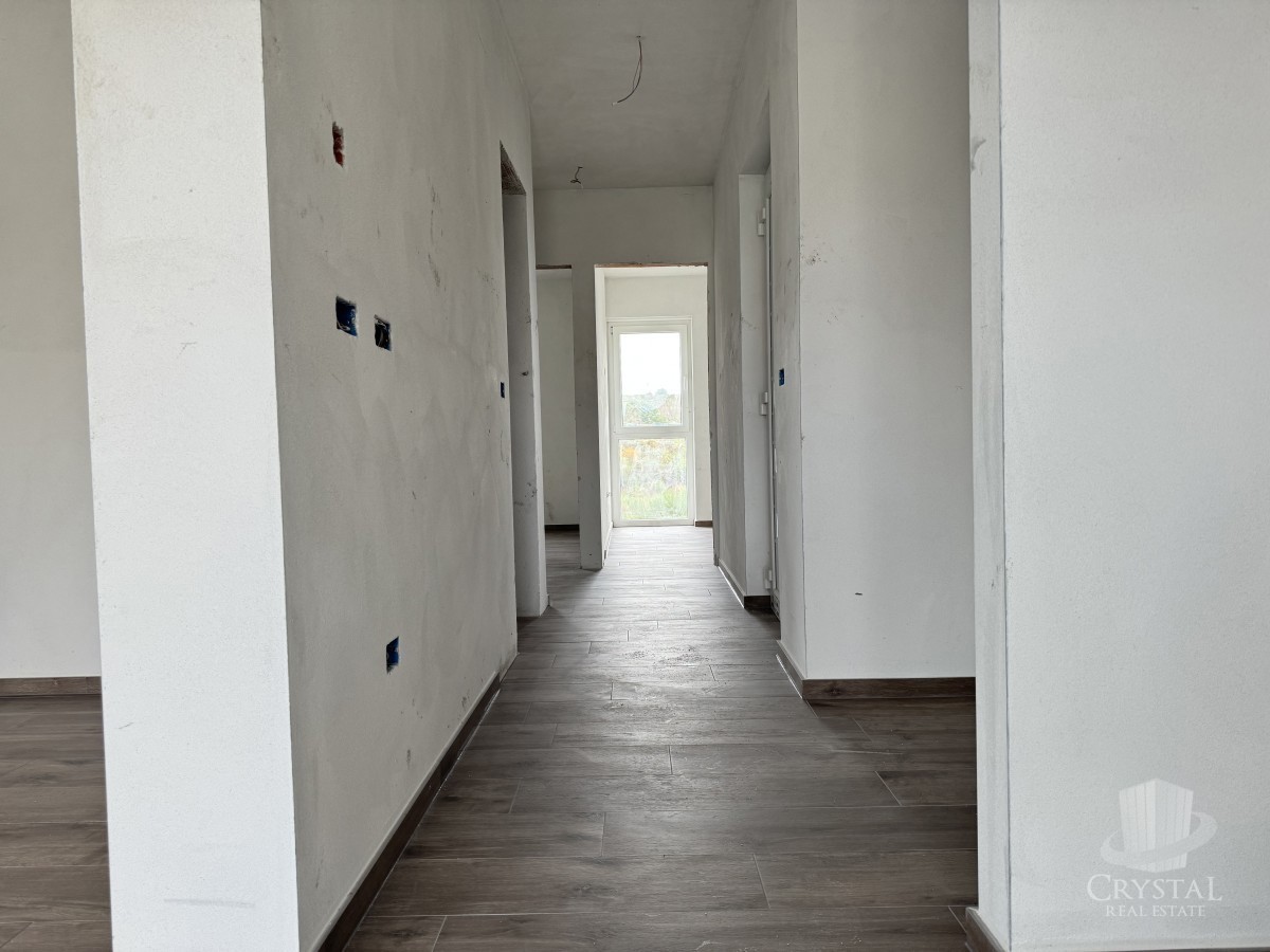 APPARTAMENTO LUSSUOSO AL 1° PIANO NELLA VICINANZA DI UMAGO, A 300 M DAL MARE