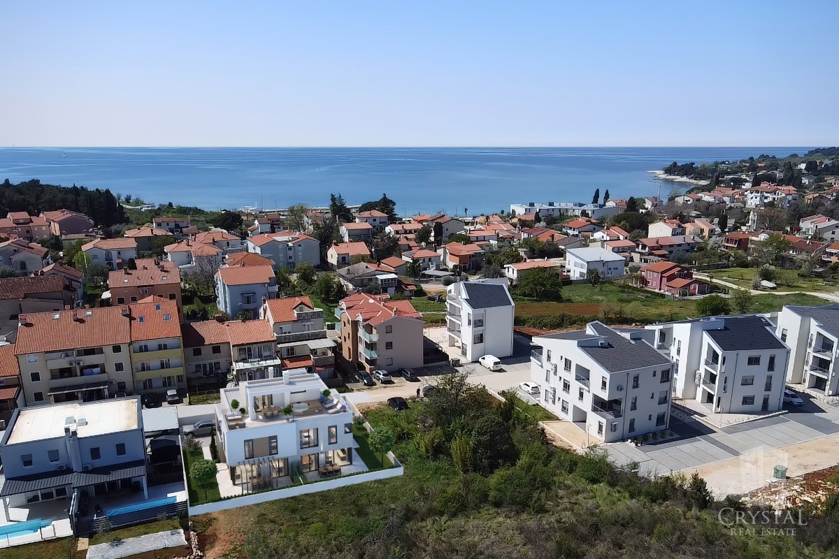 APPARTAMENTO LUSSUOSO AL 1° PIANO NELLA VICINANZA DI UMAGO, A 300 M DAL MARE