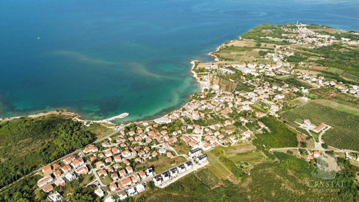 APPARTAMENTO LUSSUOSO AL 1° PIANO NELLA VICINANZA DI UMAGO, A 300 M DAL MARE