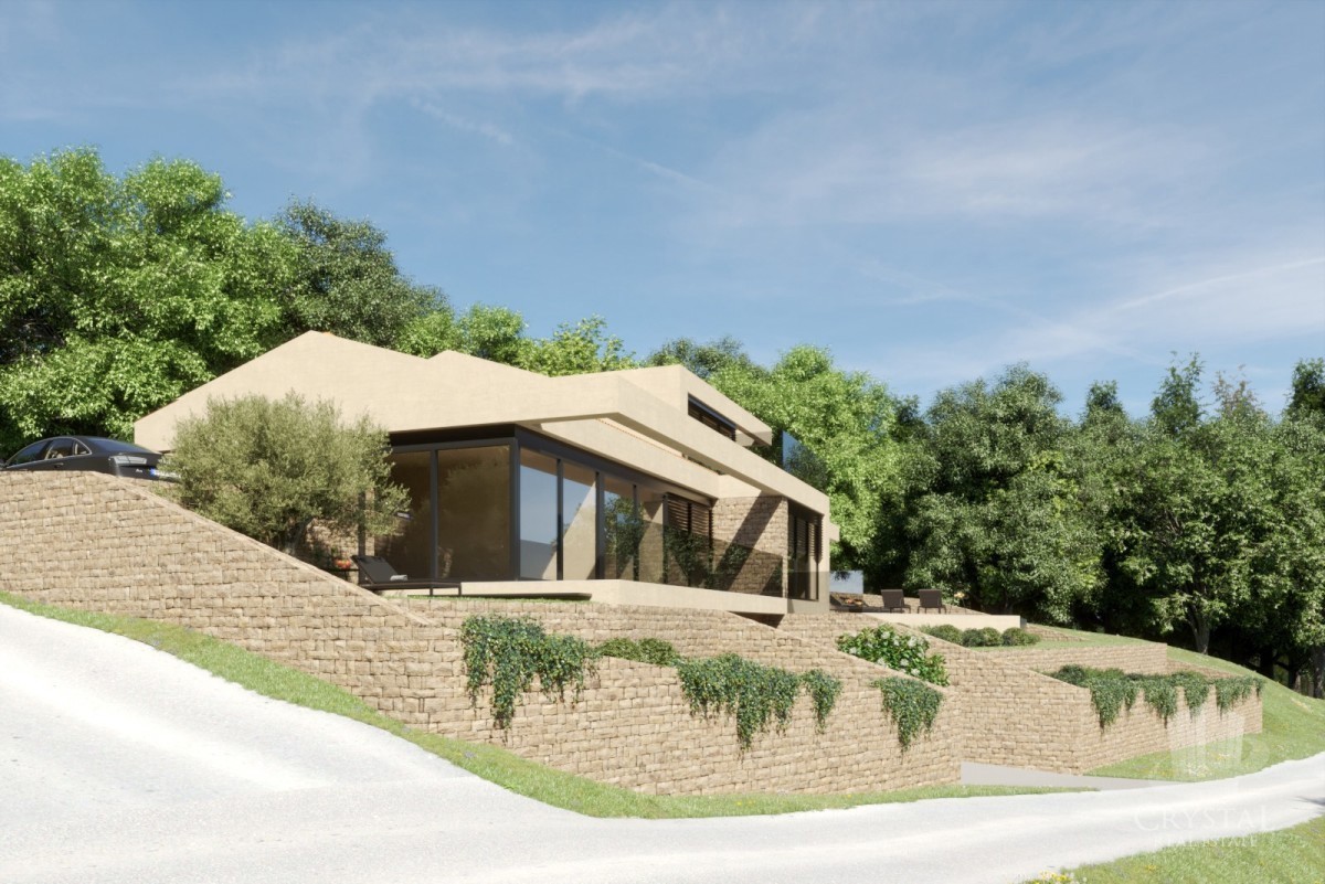 In vendita – Villa moderna con piscina e permesso di costruzione