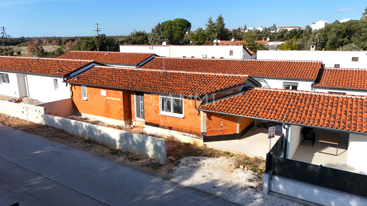 ISTRA, BARBARIGA - Casa a schiera in prima fila sul mare NUOVA COSTRUZIONE