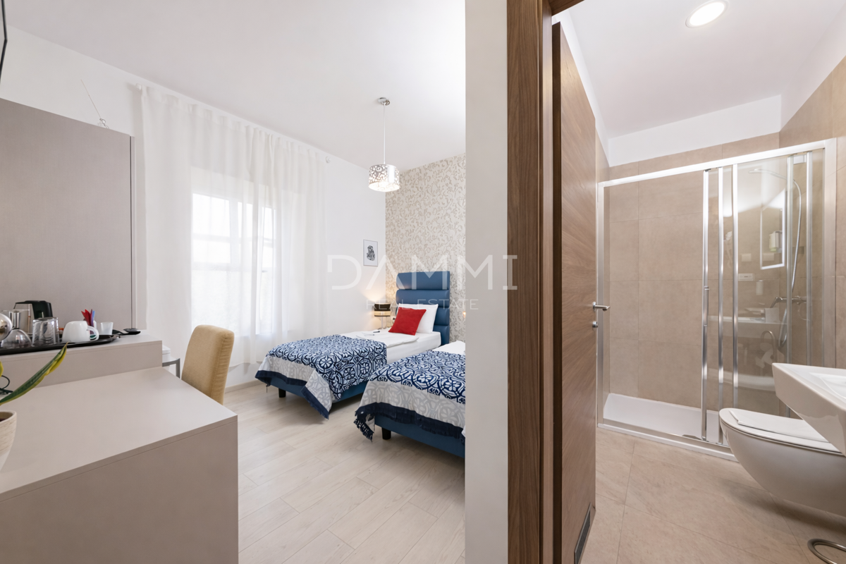 Pula, centro - appartamento con 4 unità e parcheggio