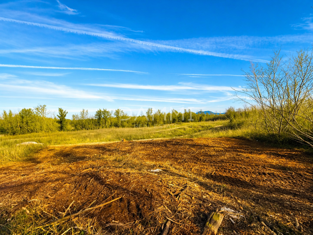 ISTRA, LABIN - Terreno edificabile 759 m2