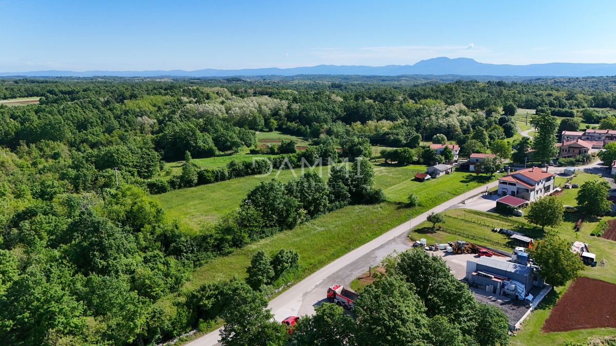 ISTRA, ŽMINJ - Terreno edificabile 780 m2
