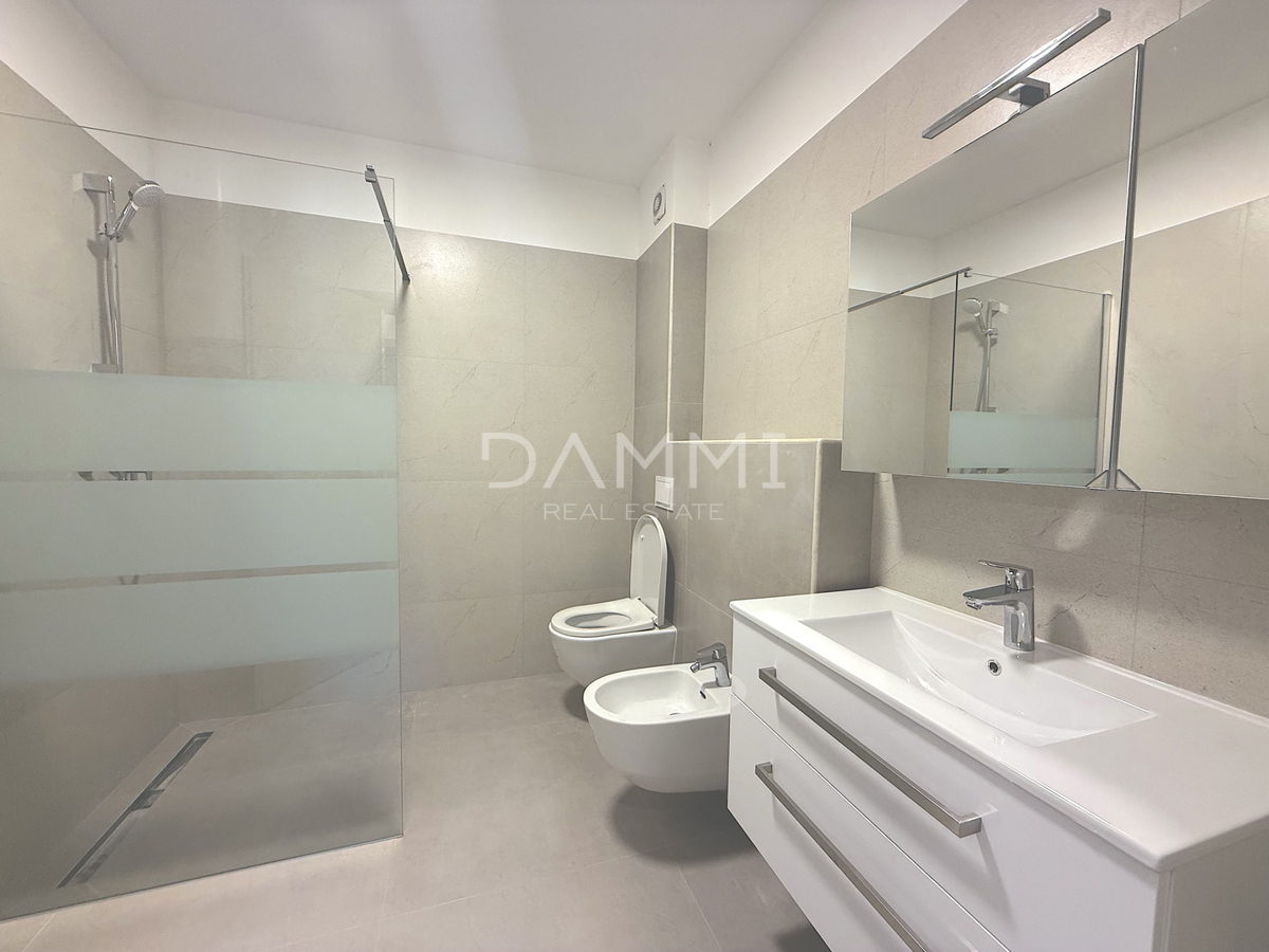 ISTRIA, ROVIGNO - Appartamento con una camera da letto, nuova costruzione