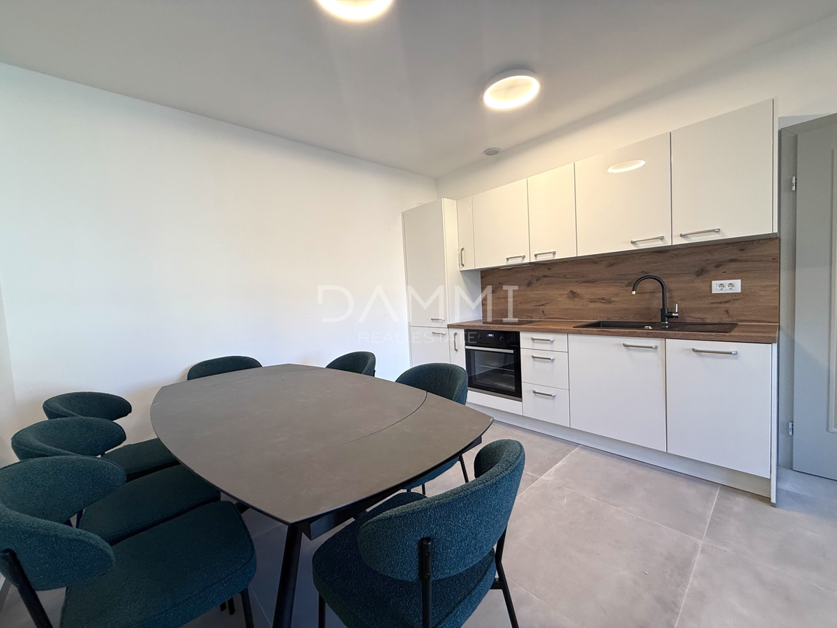 ISTRIA, ROVIGNO - Appartamento con una camera da letto, nuova costruzione