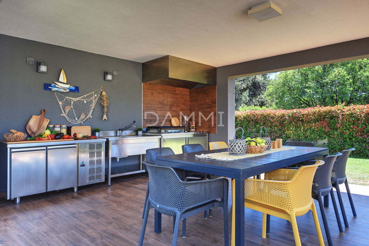 ISTRIA, MEDOLINO - Casa di lusso con piscina