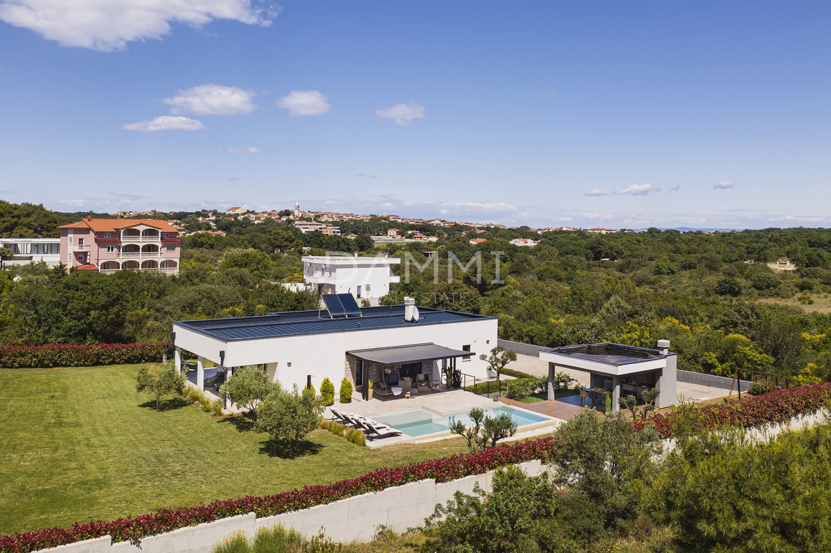 ISTRIA, MEDOLINO - Casa di lusso con piscina