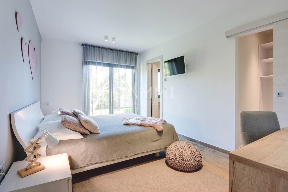 ISTRIA, MEDOLINO - Casa di lusso con piscina