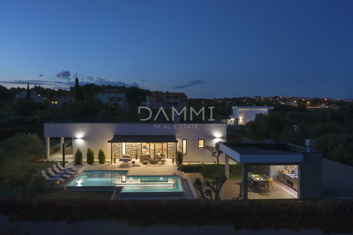 ISTRIA, MEDOLINO - Casa di lusso con piscina