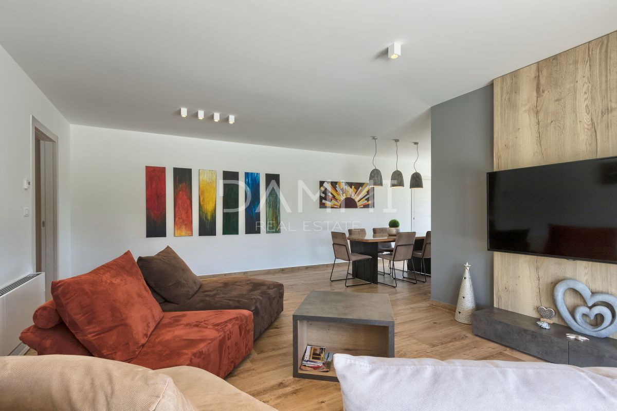 ISTRIA, MEDOLINO - Casa di lusso con piscina