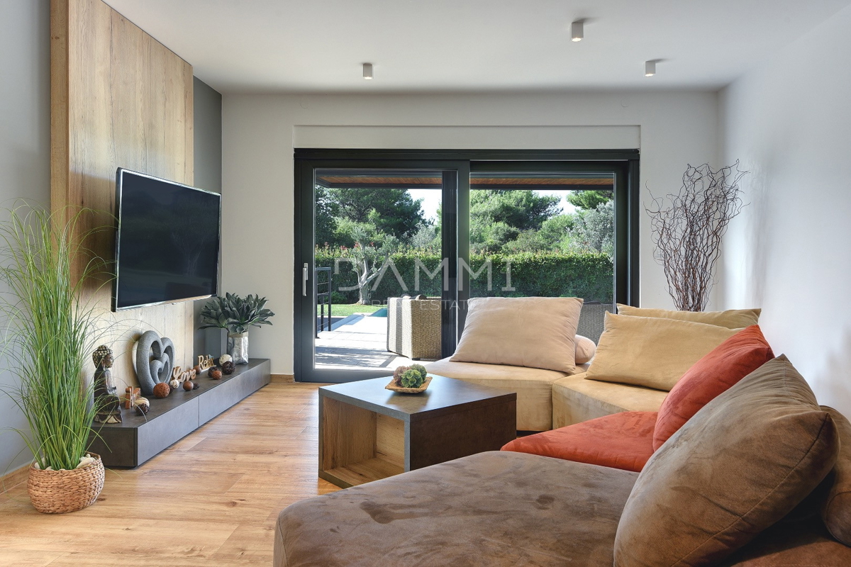 ISTRIA, MEDOLINO - Casa di lusso con piscina