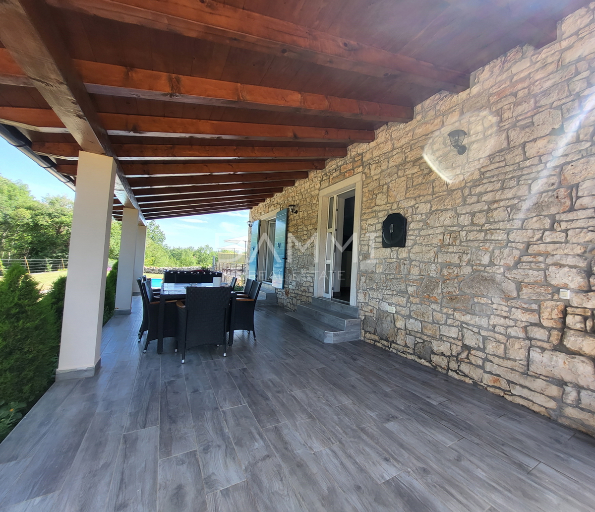 ISTRA, VRSAR - Casa indipendente in pietra con piscina